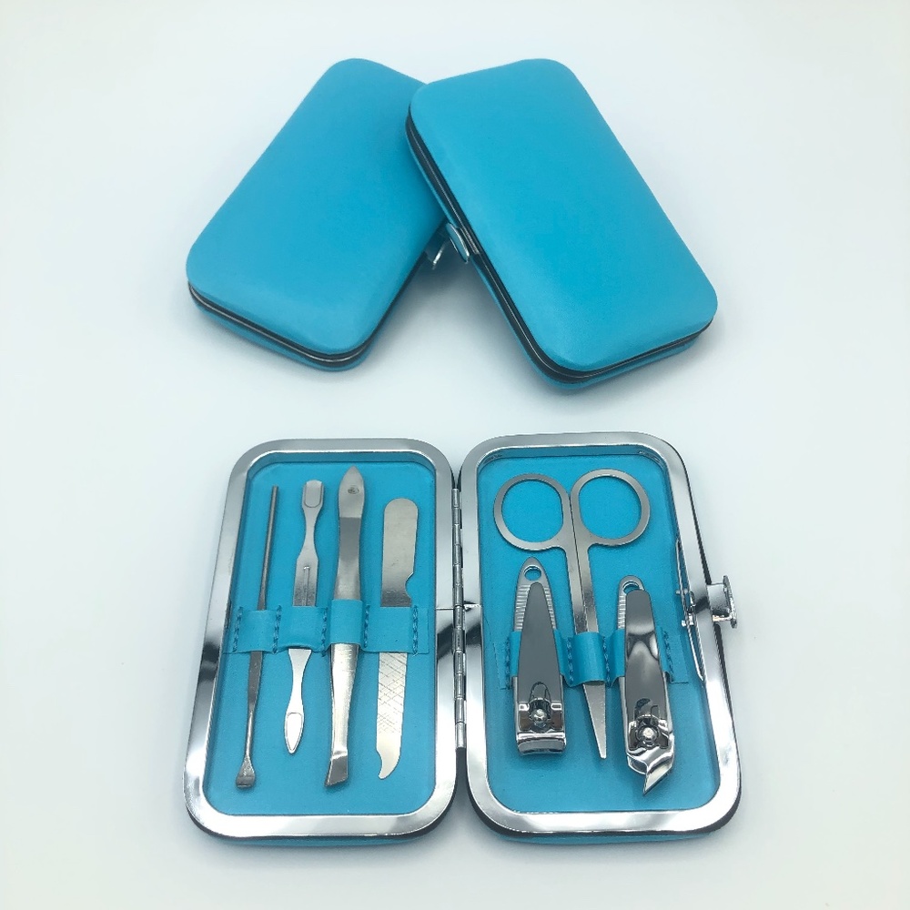 Bold Blue - 7 Piece Manicure Set